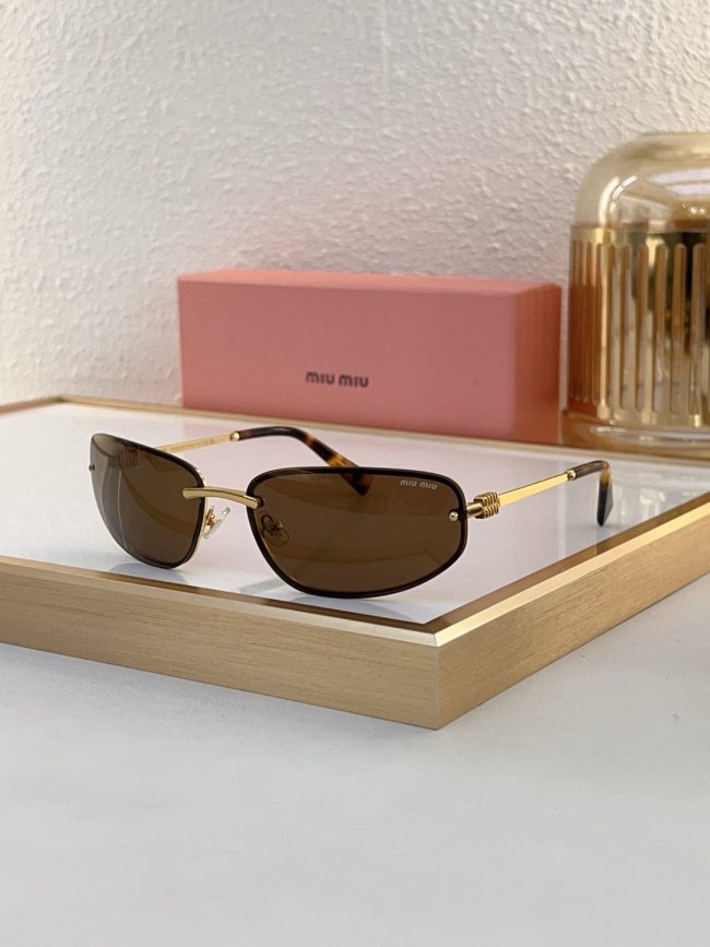 Miu Miu Sunglasses AAAA-1651
