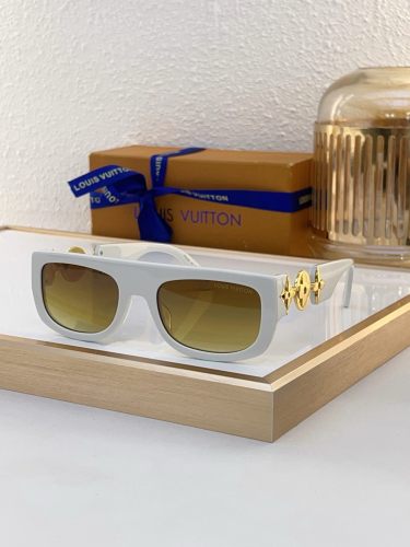 LV Sunglasses AAAA-5516