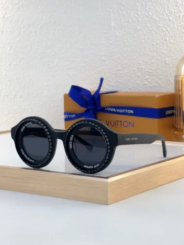 LV Sunglasses AAAA-5535