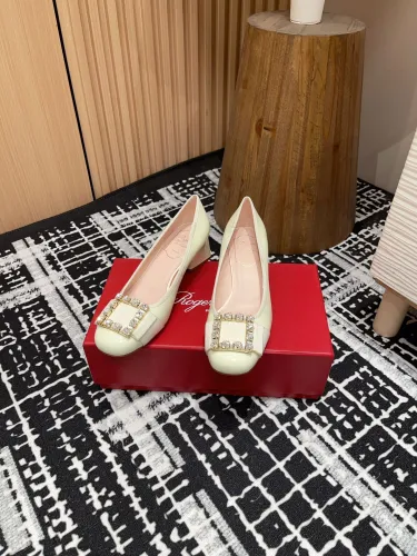 Roger Vivier Women shoes 1：1 quality-060