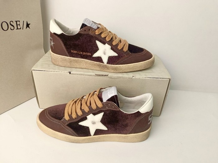 Super Max Golden Goose Shoes-043