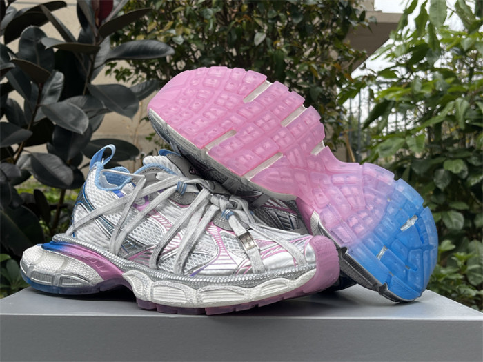 B 17FW Tripe-S High End Sneaker-621