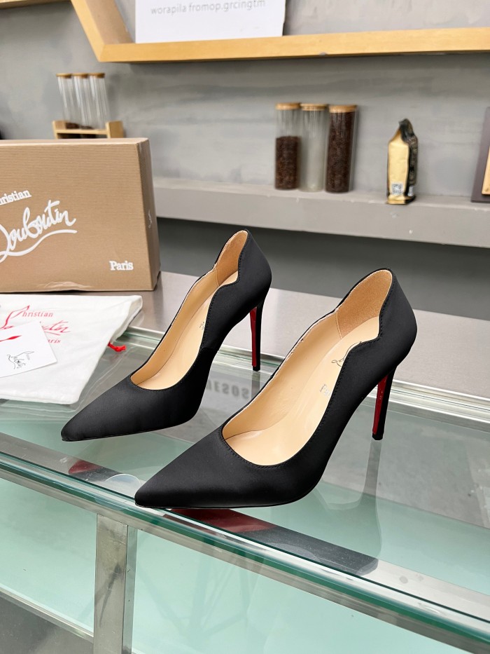 Christian Louboutin high heels 1：1 Quality-502