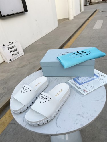 Prada women slippers 1：1 quality-128