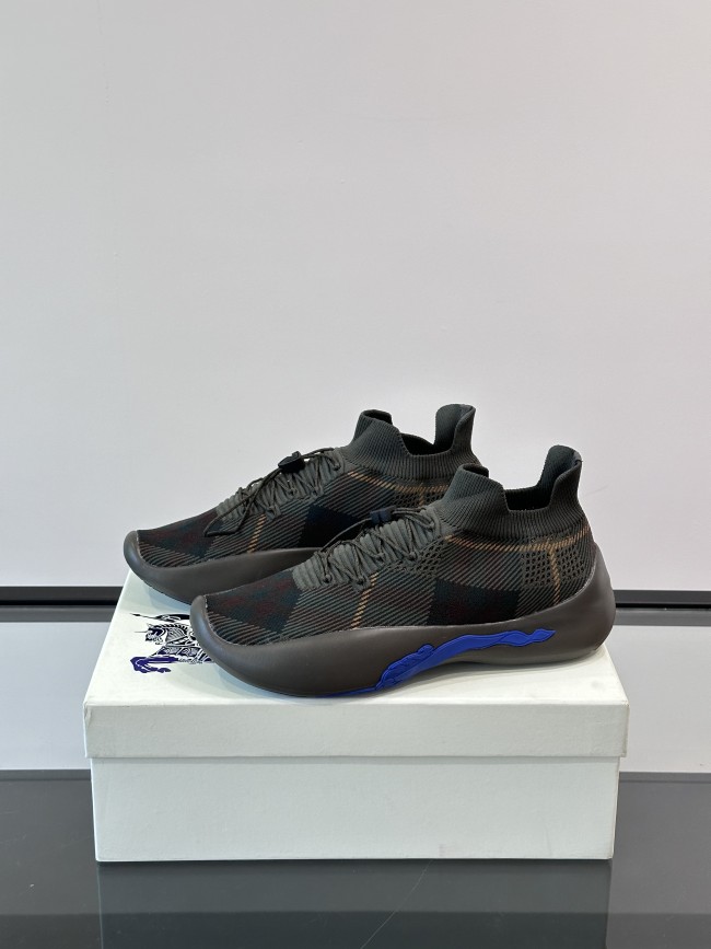 Burberry men shoes 1：1 quality-438