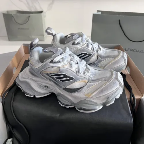 B 17FW Tripe-S High End Sneaker-631