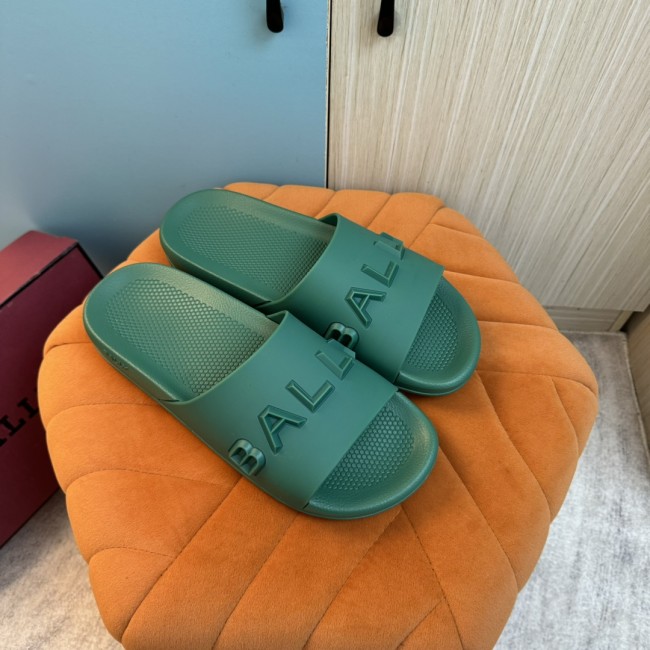 BLY men slippers AAA-066