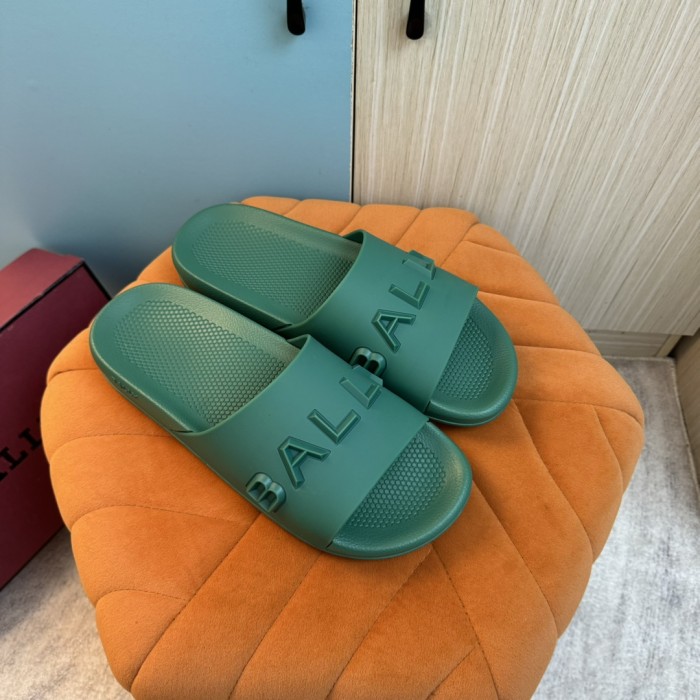 BLY men slippers AAA-066