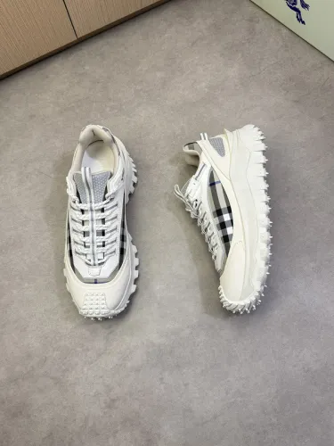 Super Max Burberry Shoes-040