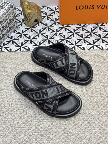 LV women Sandals 1：1 Quality-954