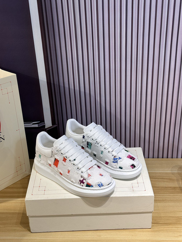 Alexander McQueen Women Shoes 1：1 quality-1074