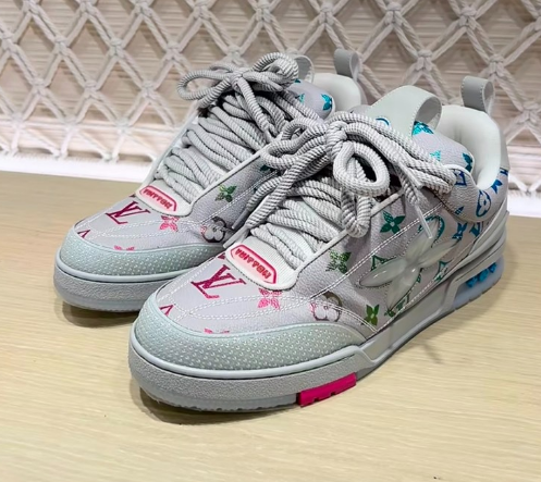 Super Max LV Shoes-3576