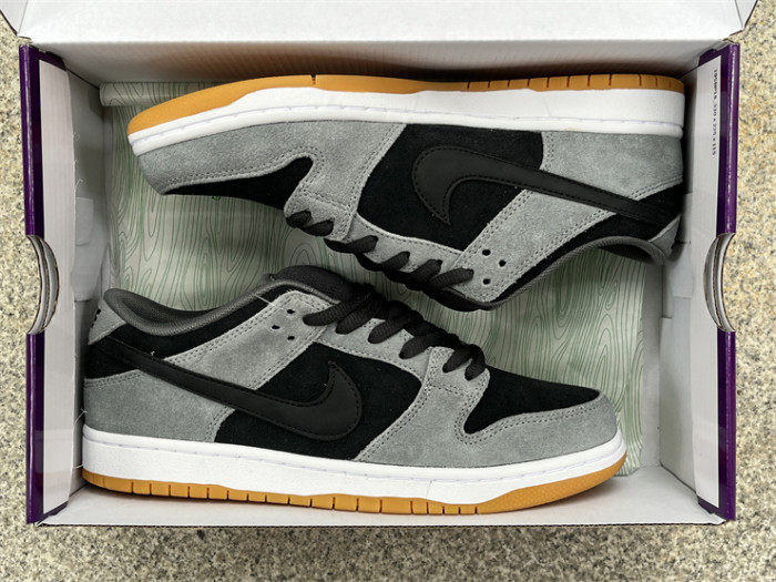 Authentic Nike SB Dunk Low Dark Smoke Grey