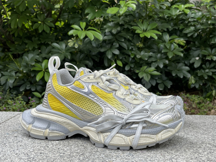 B 17FW Tripe-S High End Sneaker-643