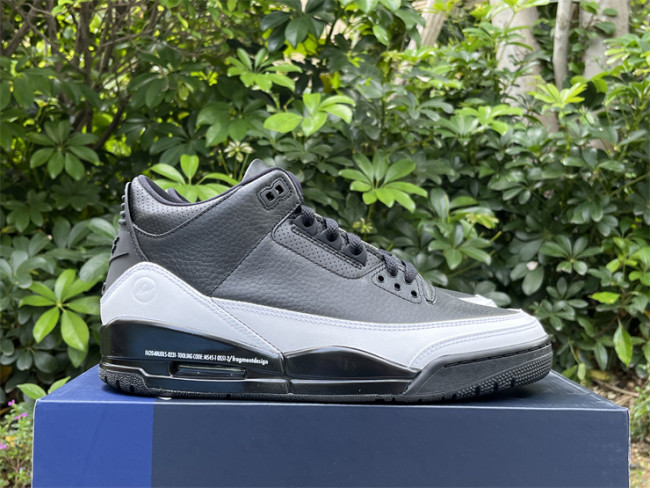 Authentic  Fragment Design x Air Jordan 3