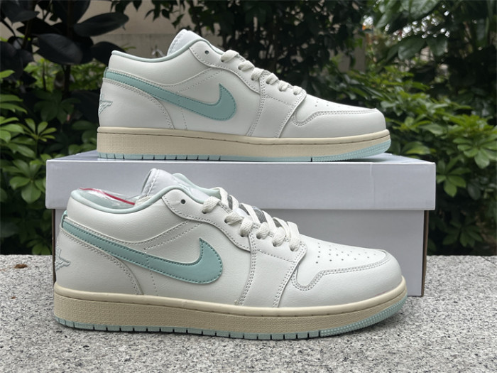 Authentic  Air jordan 1 Low Sail lgloo  Women