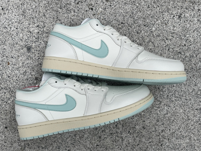 Authentic  Air jordan 1 Low Sail lgloo  Women