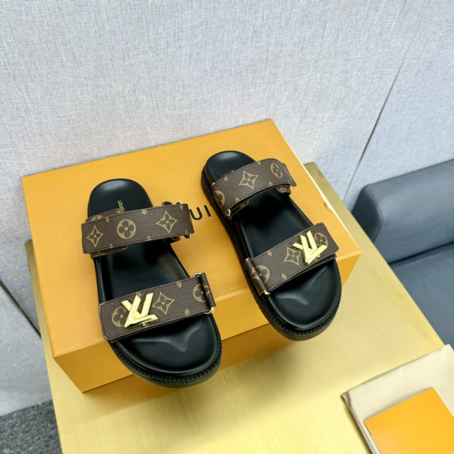 LV women Sandals 1：1 Quality-995
