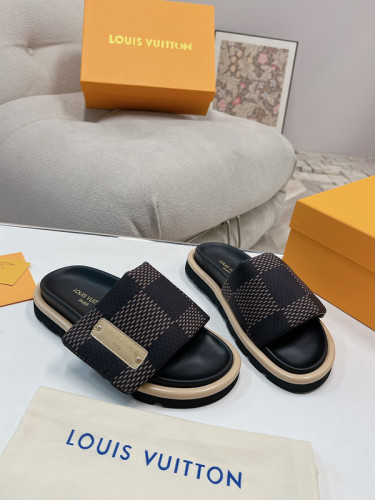 LV women Sandals 1：1 Quality-1007