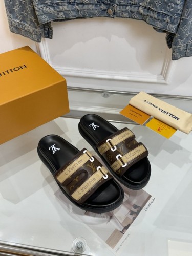 LV women Sandals 1：1 Quality-1036