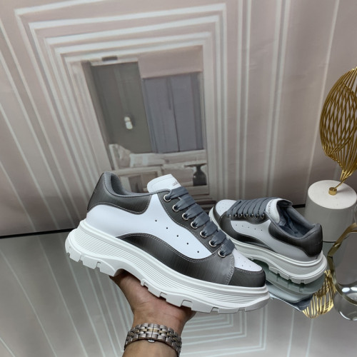 Alexander McQueen Women Shoes 1：1 quality-1099