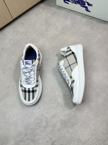 Super Max Burberry Shoes-044