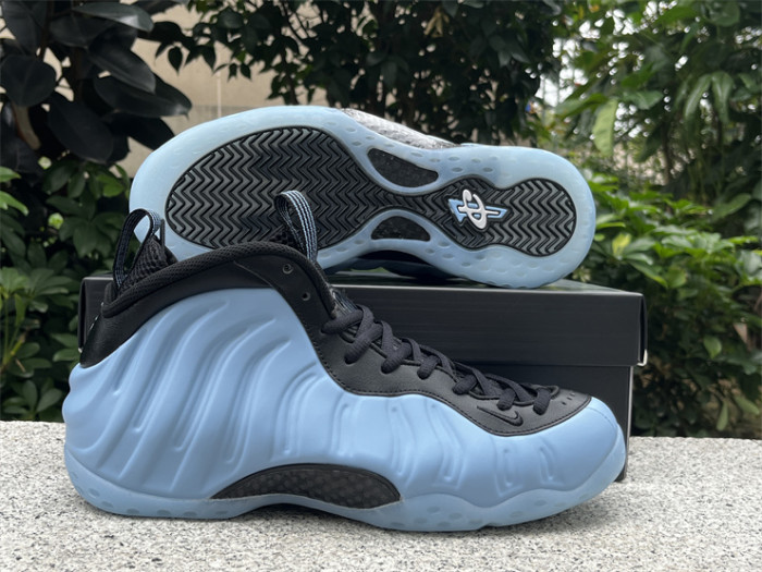Authentic Nike Air Foamposite One  Psychic Blue