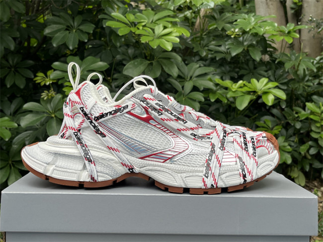 B 17FW Tripe-S High End Sneaker-645