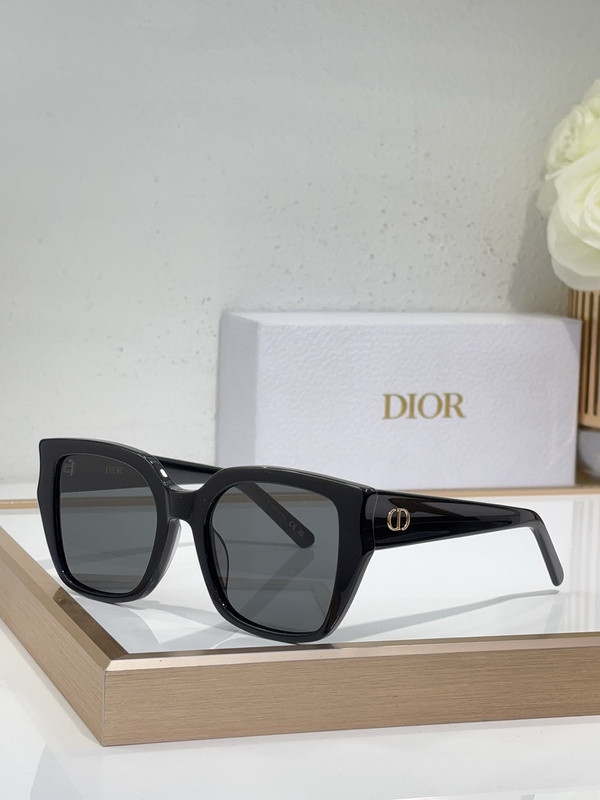 Dior Sunglasses AAAA-3479