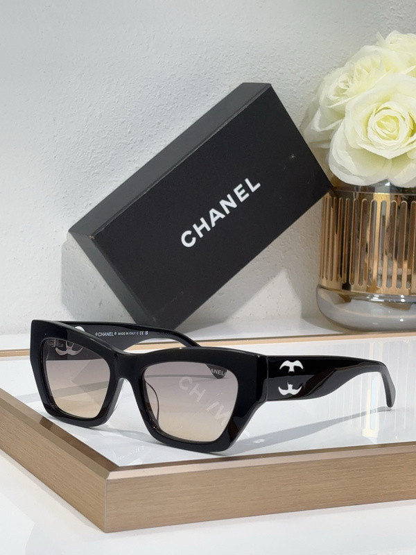 CHNL Sunglasses AAAA-5095