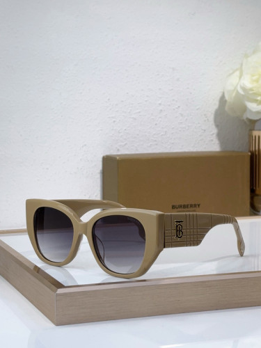 Burberry Sunglasses AAAA-3002