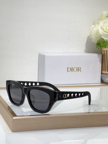 Dior Sunglasses AAAA-3550