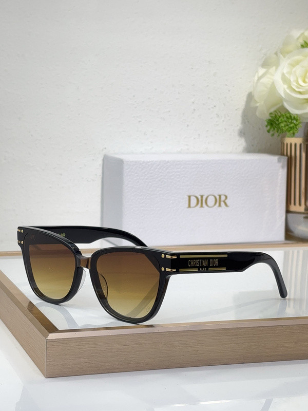 Dior Sunglasses AAAA-3505