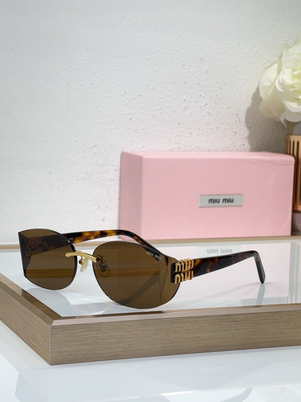 Miu Miu Sunglasses AAAA-1725