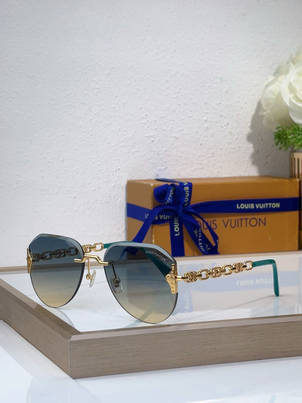 LV Sunglasses AAAA-5700