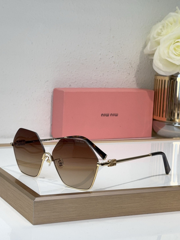 Miu Miu Sunglasses AAAA-1855