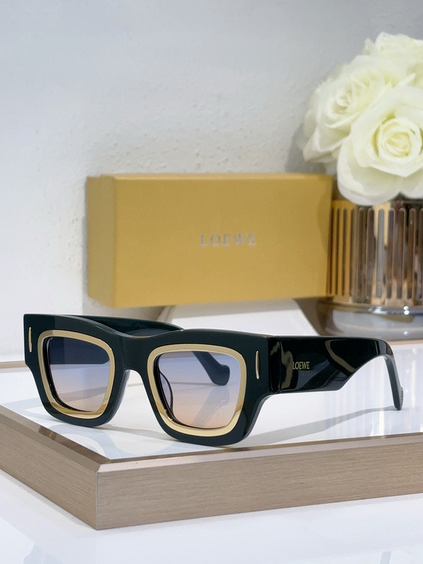 Loewe Sunglasses AAAA-736