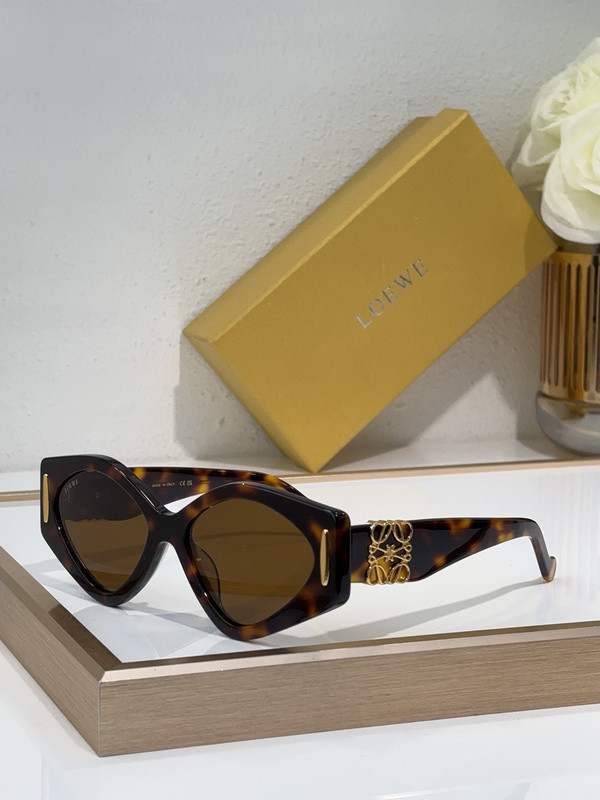 Loewe Sunglasses AAAA-700