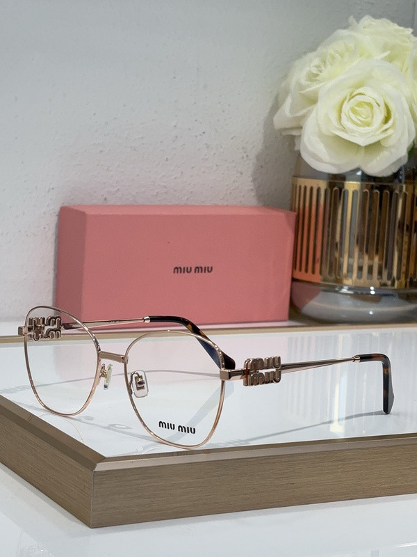 Miu Miu Sunglasses AAAA-1876