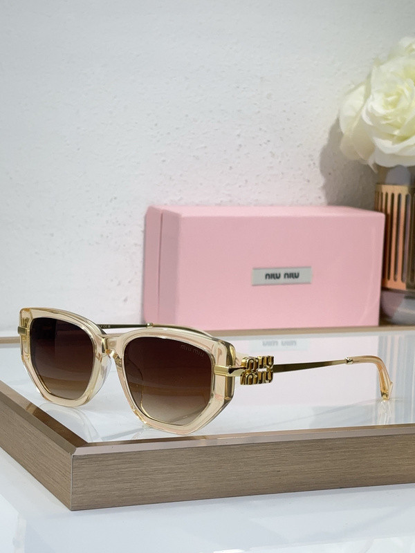 Miu Miu Sunglasses AAAA-1850