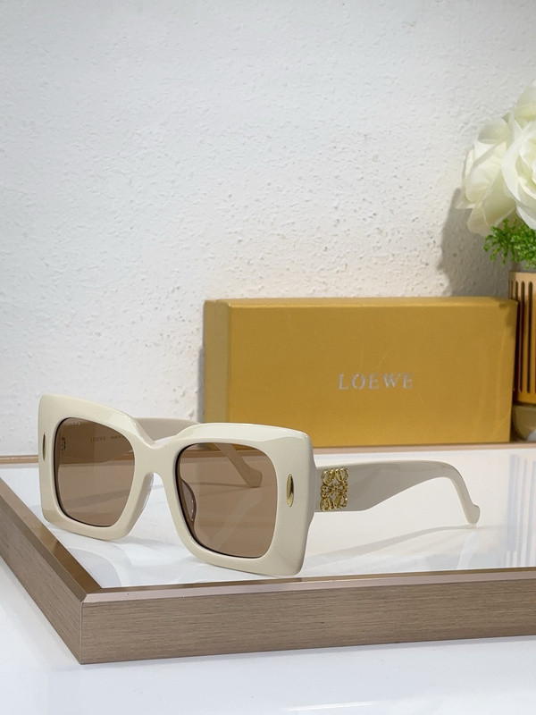 Loewe Sunglasses AAAA-672