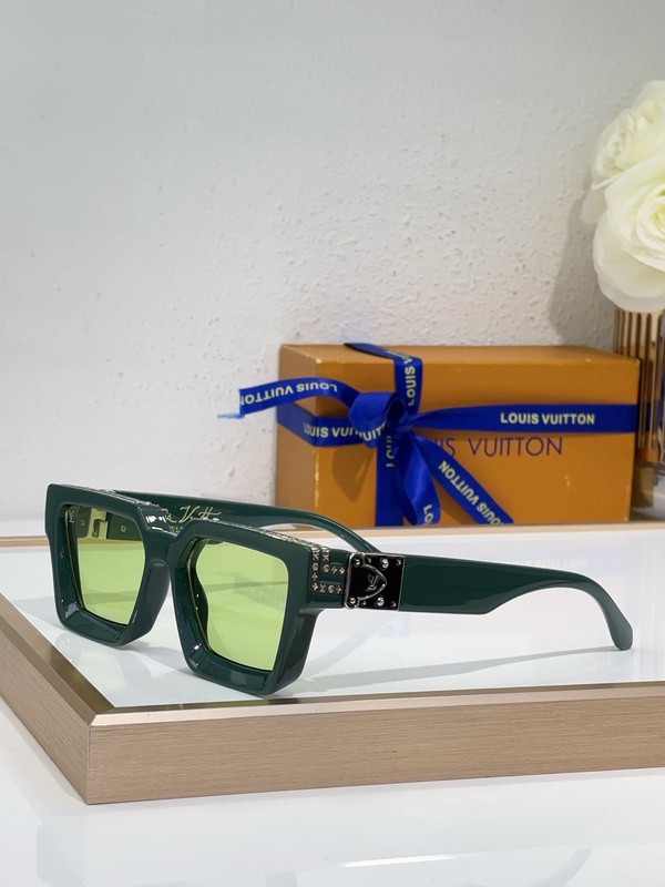 LV Sunglasses AAAA-5571