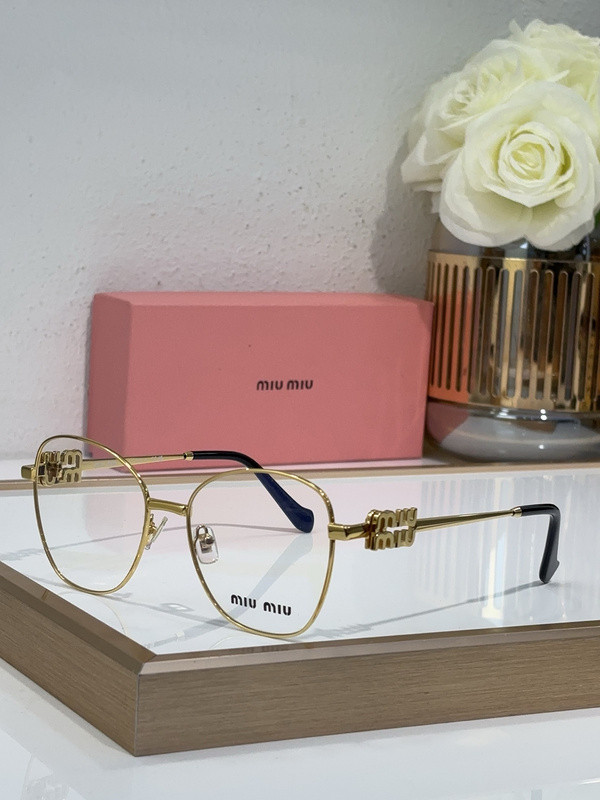 Miu Miu Sunglasses AAAA-1872
