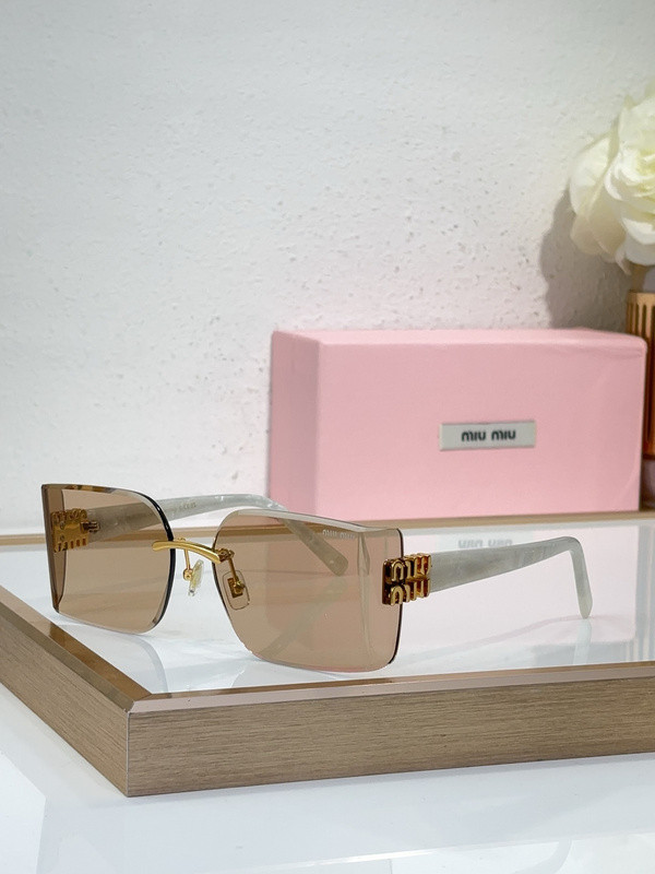 Miu Miu Sunglasses AAAA-1731