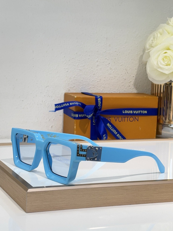 LV Sunglasses AAAA-5578