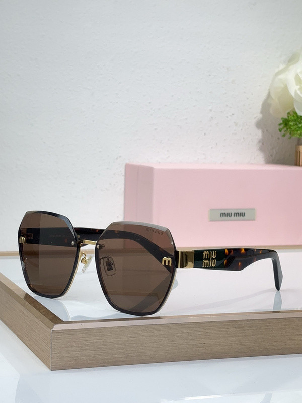 Miu Miu Sunglasses AAAA-1703