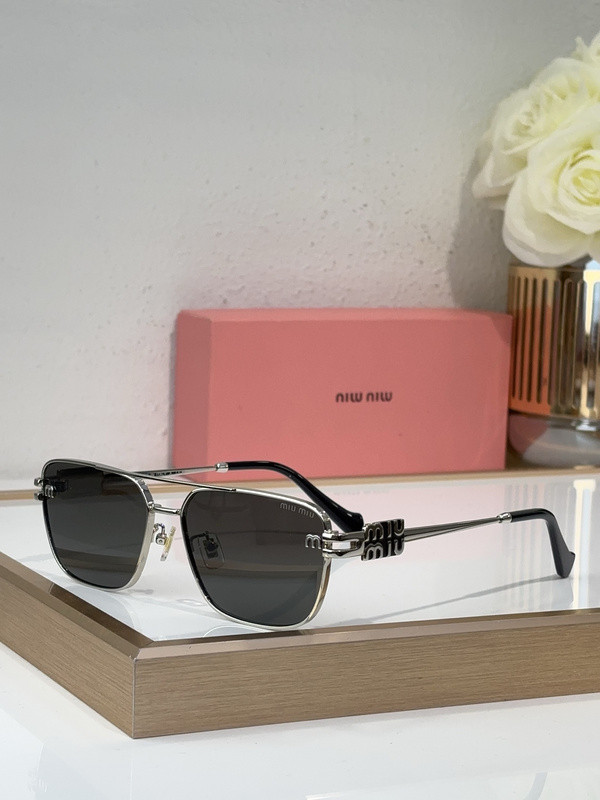 Miu Miu Sunglasses AAAA-1798
