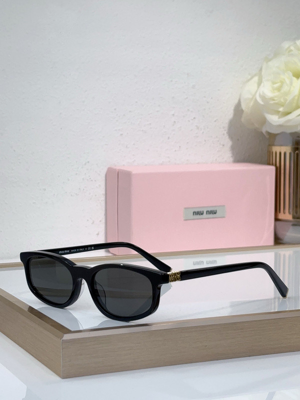 Miu Miu Sunglasses AAAA-1836