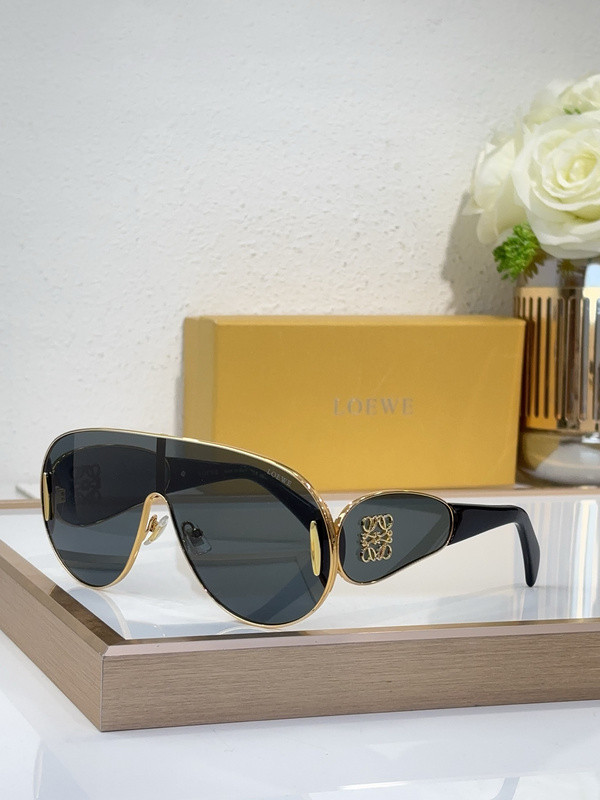Loewe Sunglasses AAAA-655