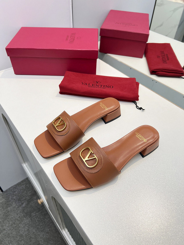 VT women slippers AAA-276